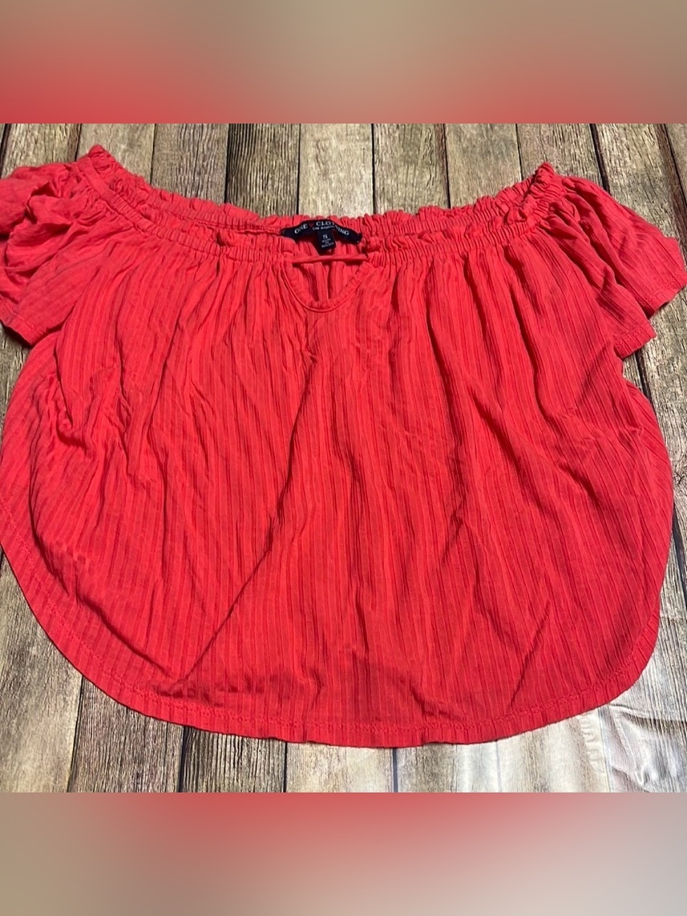 5for$10 One clothing, Los Angeles Small Red Shoulderless Crop top fits like M